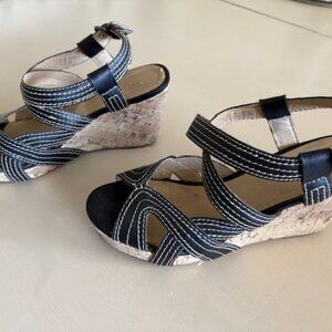Kelly & Katie platform shoes, size 7